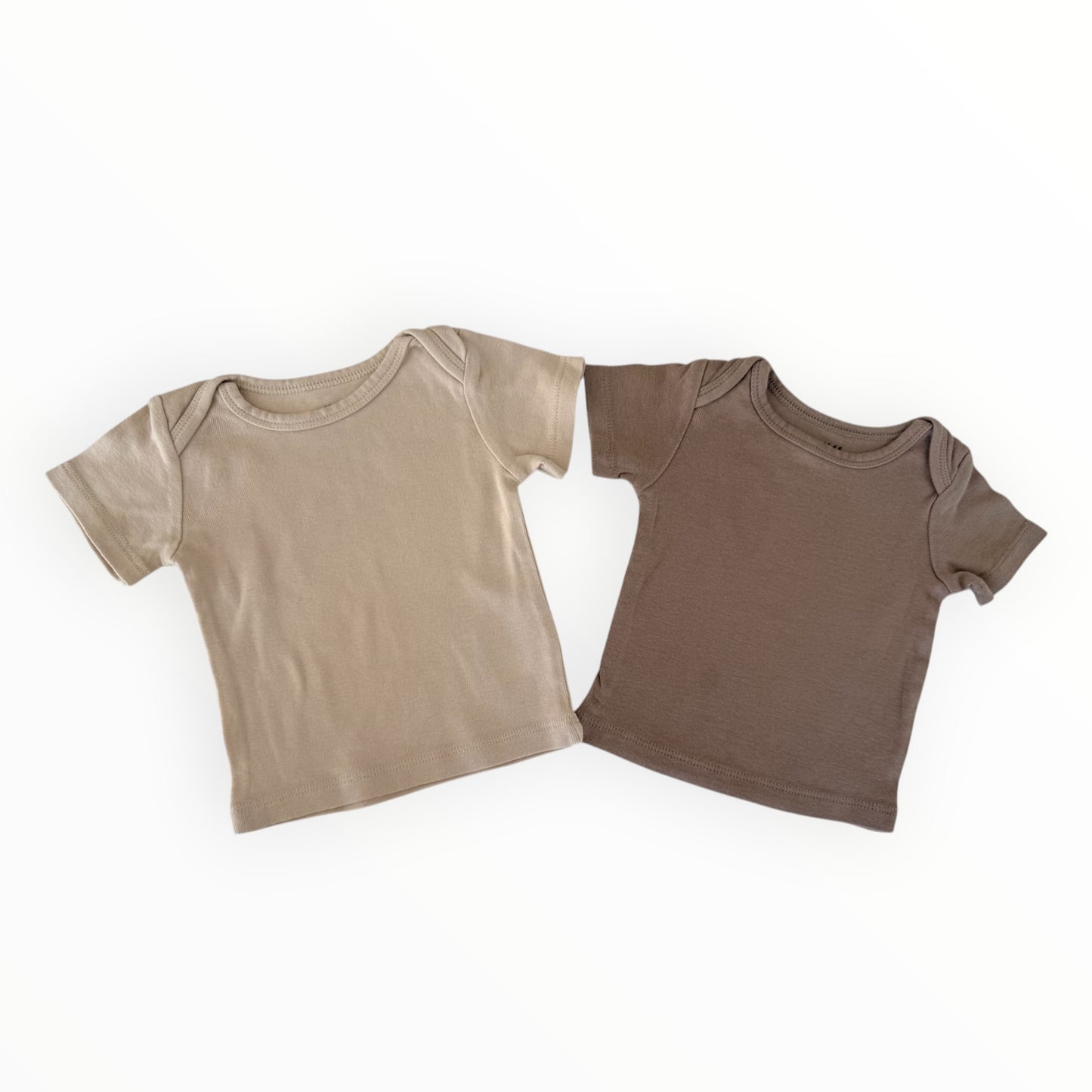 Lot de T-shirts basiques